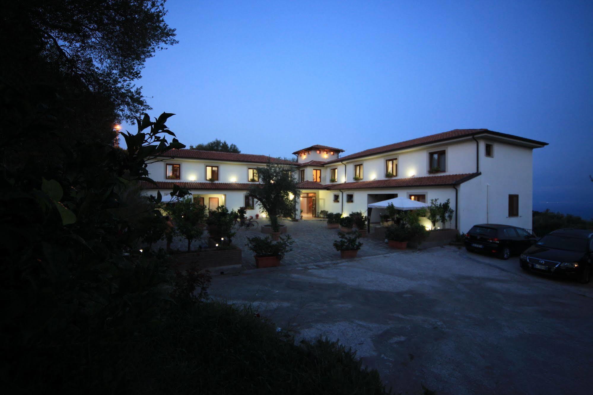 Tenuta Terre Di Bosco Oasi Di Relax Nel Cilento مدينة سان غيوفاني أبيرو المظهر الخارجي الصورة